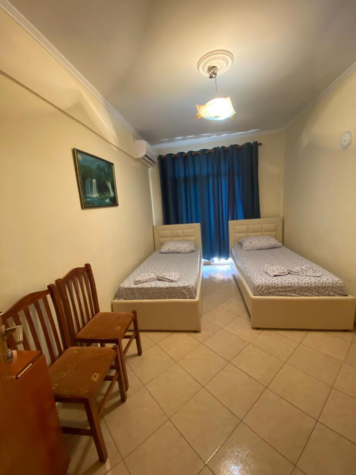 Nina Apartment Permet Luaran gambar